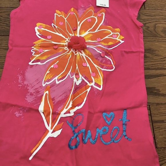 New Place t-shirt size 7/8 - Picture 2 of 4